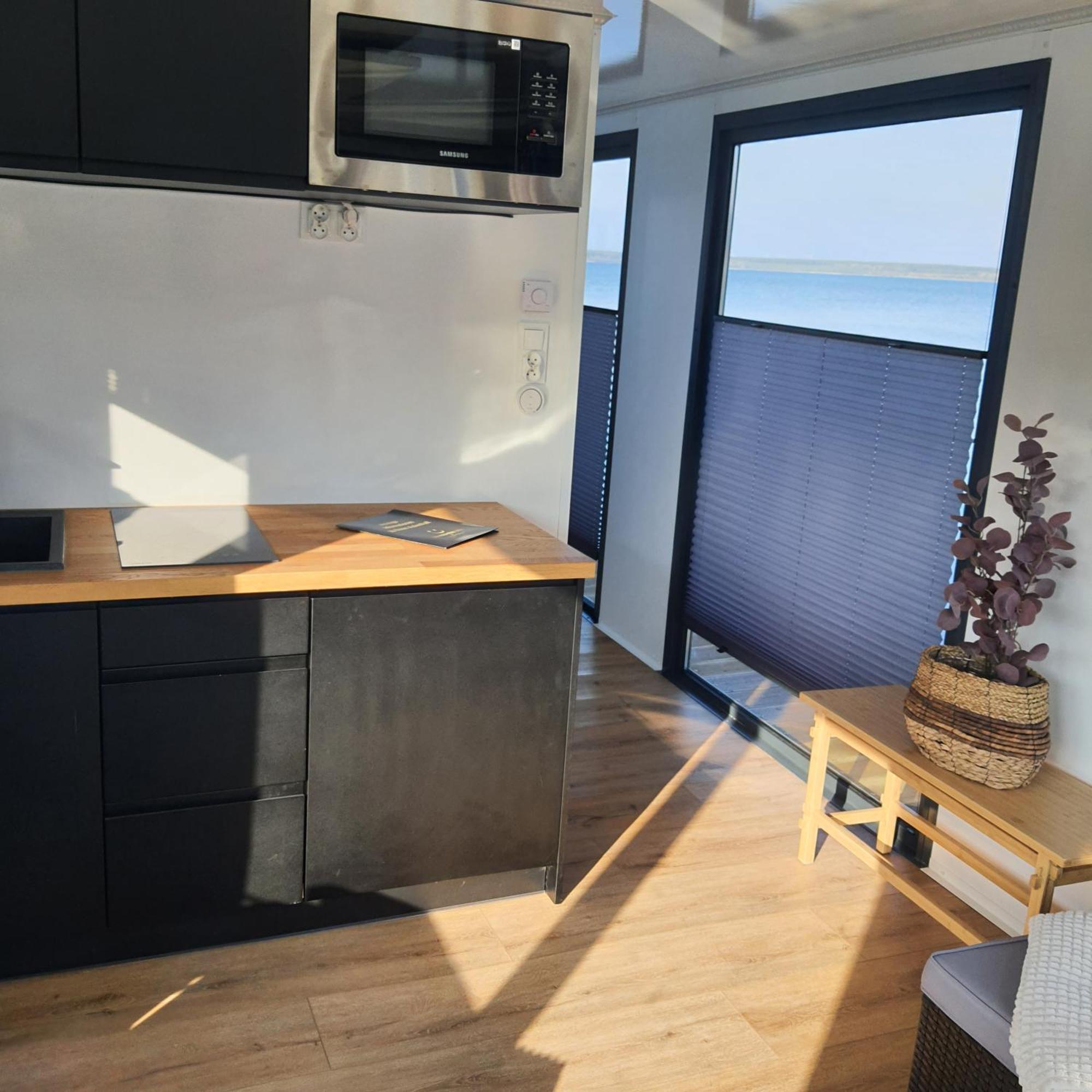 Schwimmende Ferienwohnung Sundowner Elsterheide Экстерьер фото