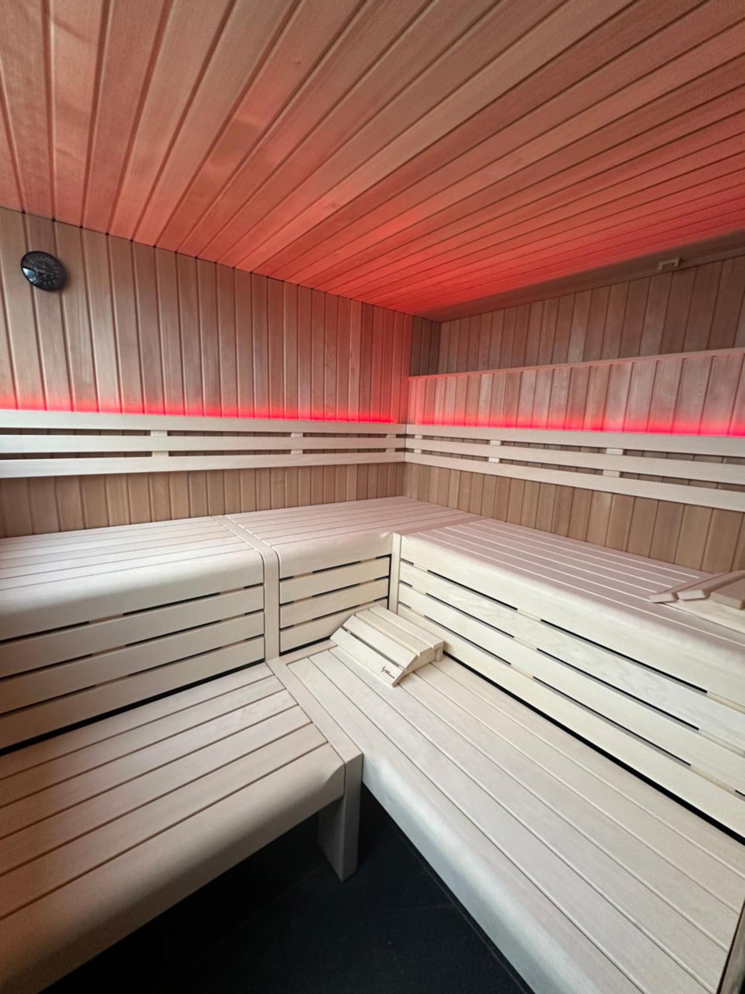 Schwimmende Ferienwohnung Sundowner Elsterheide Экстерьер фото